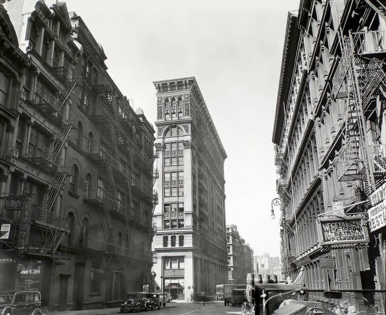 Broadway near Broome Street, Manhattan 1935 ©New York Public Library<p>© Berenice Abbott</p>