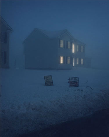 Homes at Night 2424b<p>© Todd Hido</p>