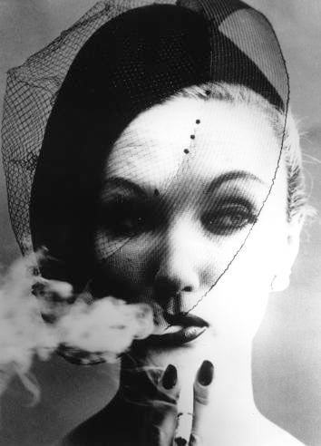 Smoke and Veil, Paris (Vogue), 1958<p>Courtesy Trunk Archive / © William Klein</p>