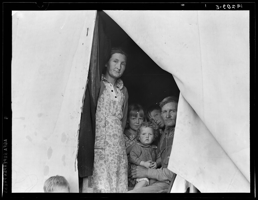 Brawley, Imperial Valley, In Farm Security Administration (FSA) migratory labor camp.  1939 , Library of Congress<p>© Dorothea Lange</p>