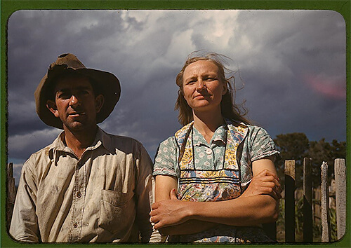 Faro and Doris Caudill, homesteaders, in Pie Town, New Mexico, in late 1940. ©Library of Congress<p>© Russell Lee</p>