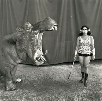 Hippopotamus and Performer, Great Rayman Circus, Madras, India, 1989<p>Courtesy Trunk Archive / © Mary Ellen Mark</p>