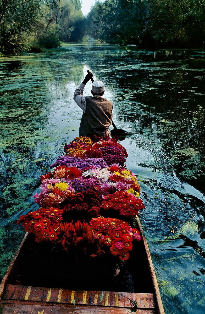 Dal Lake, Srinagar, Kashmir, 1996<p>Courtesy Magnum Photos / © Steve McCurry</p>
