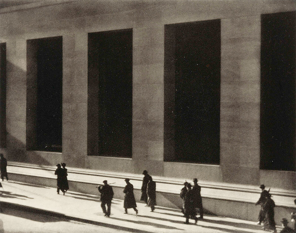 Wall Street, New York, 1915<p>Courtesy Aperture Foundation, Inc., Paul Strand Archive / © Paul Strand</p>