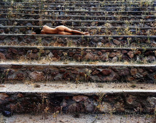Nude on steps, Arizona 1979<p>© Cole Weston</p>