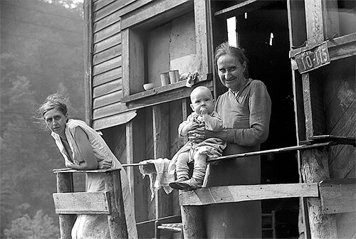 The mother, wife and child of an unemployed coal miner. 1938 ©Library of Congress<p>© Marion Post Wolcott</p>