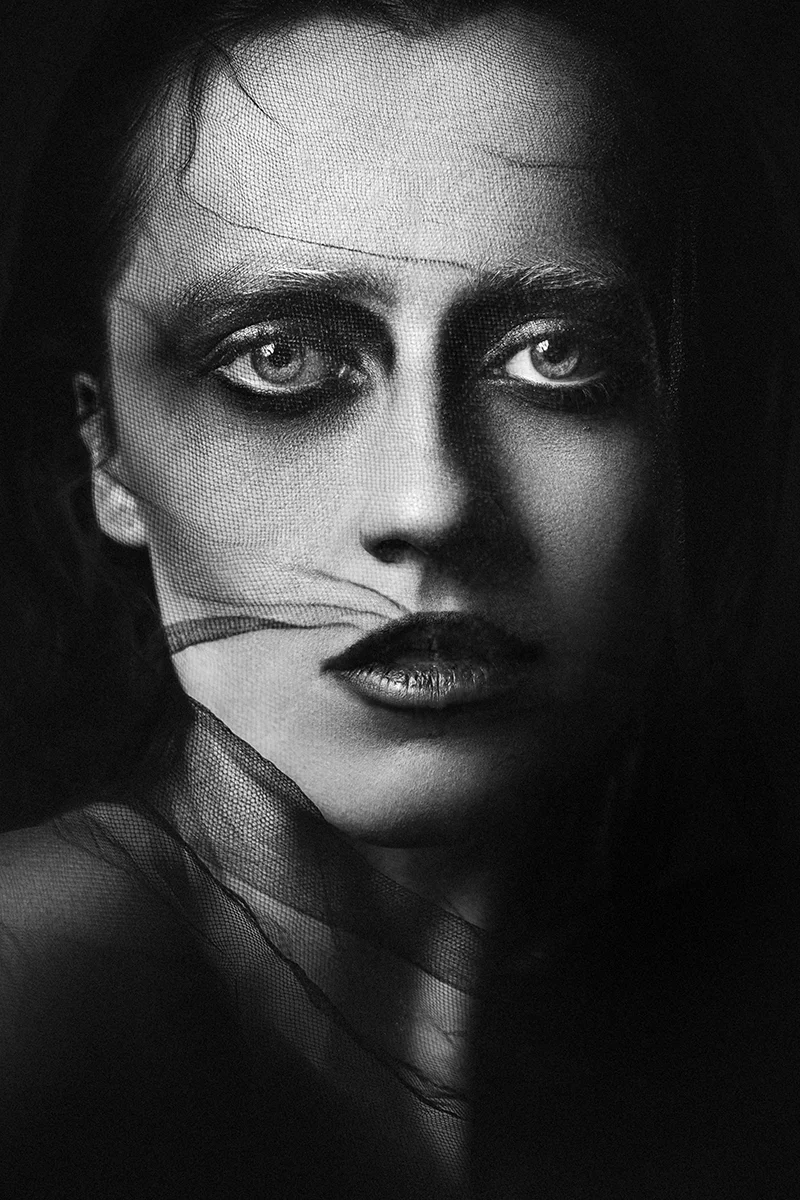 Breath of Shadows © Sima Bivolarska-Stoyanova