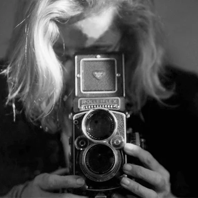 Aline  Smithson