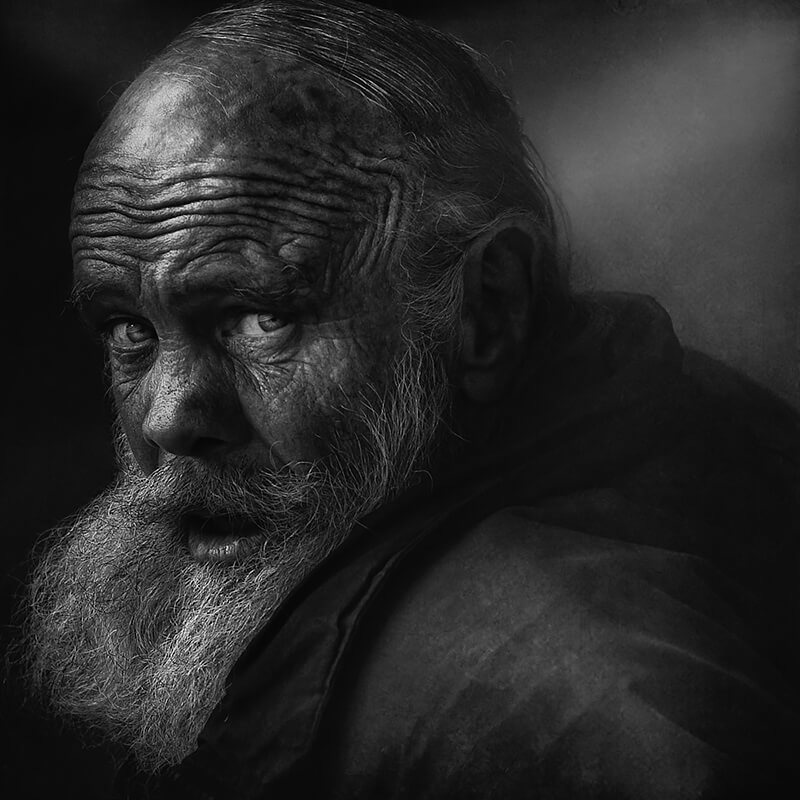 Homeless old man by Lee Jeffries