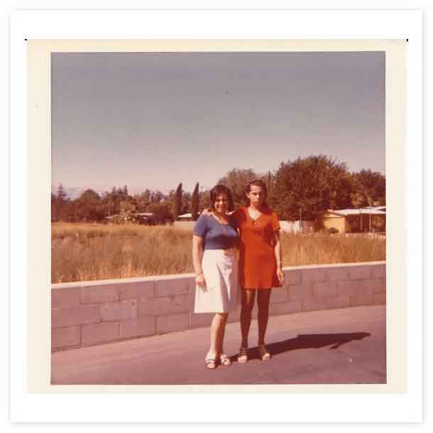 Hannah Kozak - My Mother & Her Sister, 1972