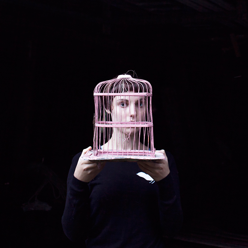 Cig Harvey - Sadie and the Birdcage
