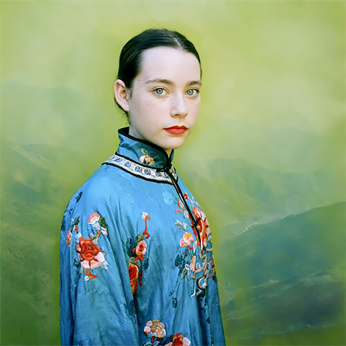 Aline Smithson