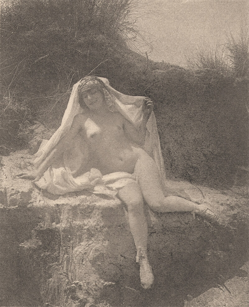 A brief history of nude photography (1839-1939) Photo Article picture