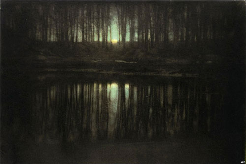 Edward Steichen: The Pond-Moonlight (1904)