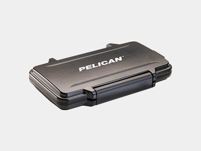 Pelican 0915 Memory Card Case for 12 SD, 6 miniSD, and 6 microSD Cards