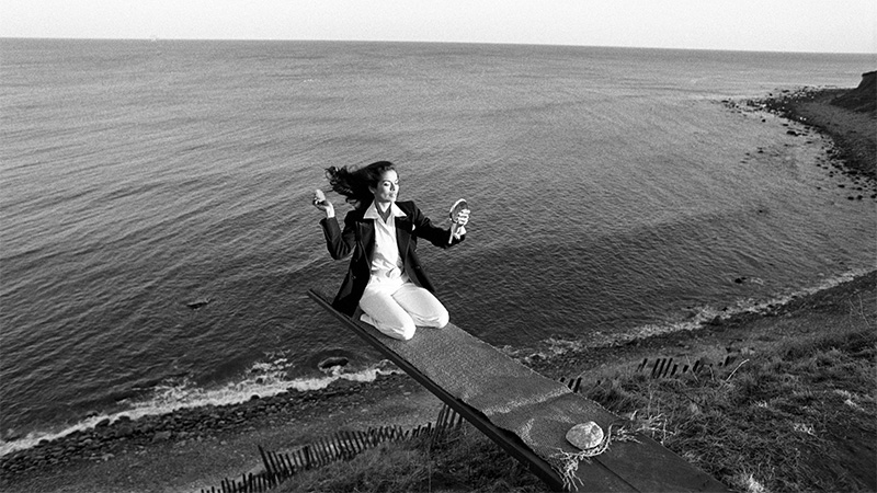 A Moment in Time: Iconic Images by Harry Benson