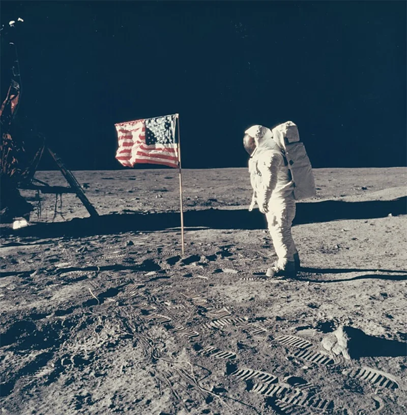 American Icon: The US Flag in Art