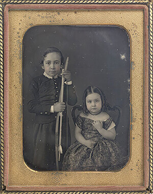 Family Ties: Daguerreotype Portraits