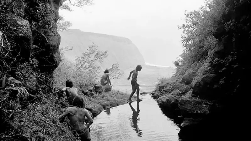 Franco Salmoiraghi: Photographs of Hawai‘i from the 70s, 80s, and 90s 