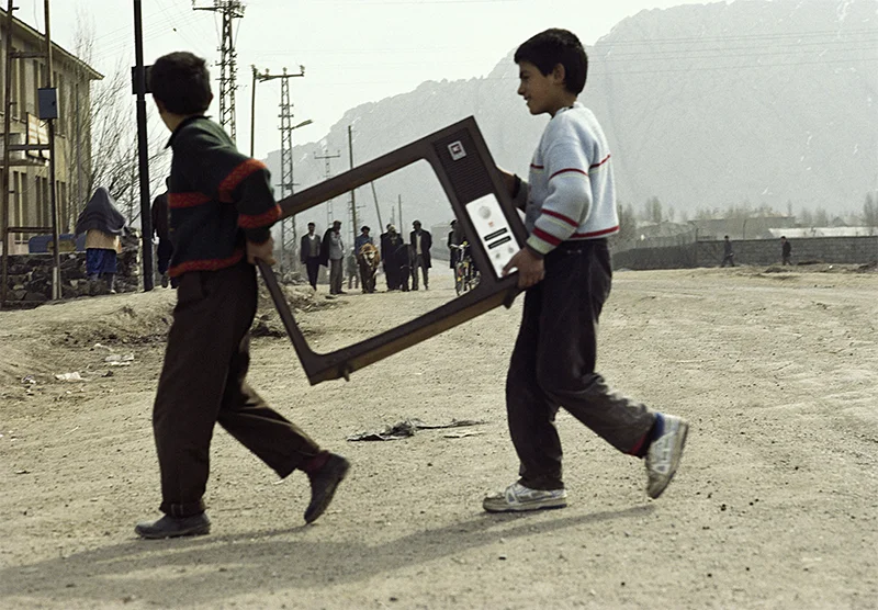 Living in the Fault Lines by Reza