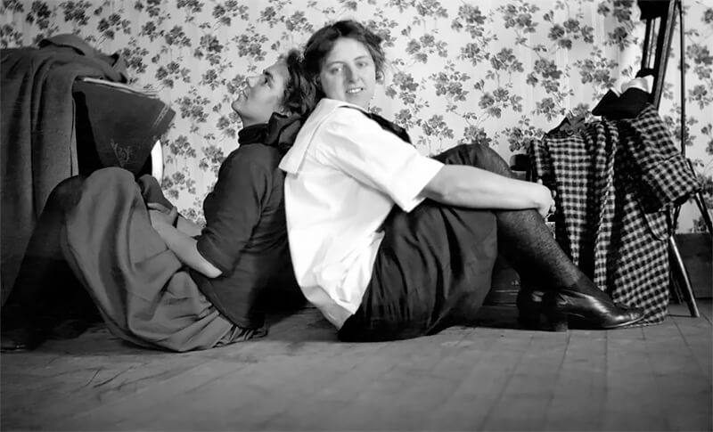 Lora Webb Nichols: Heap-O-Livin