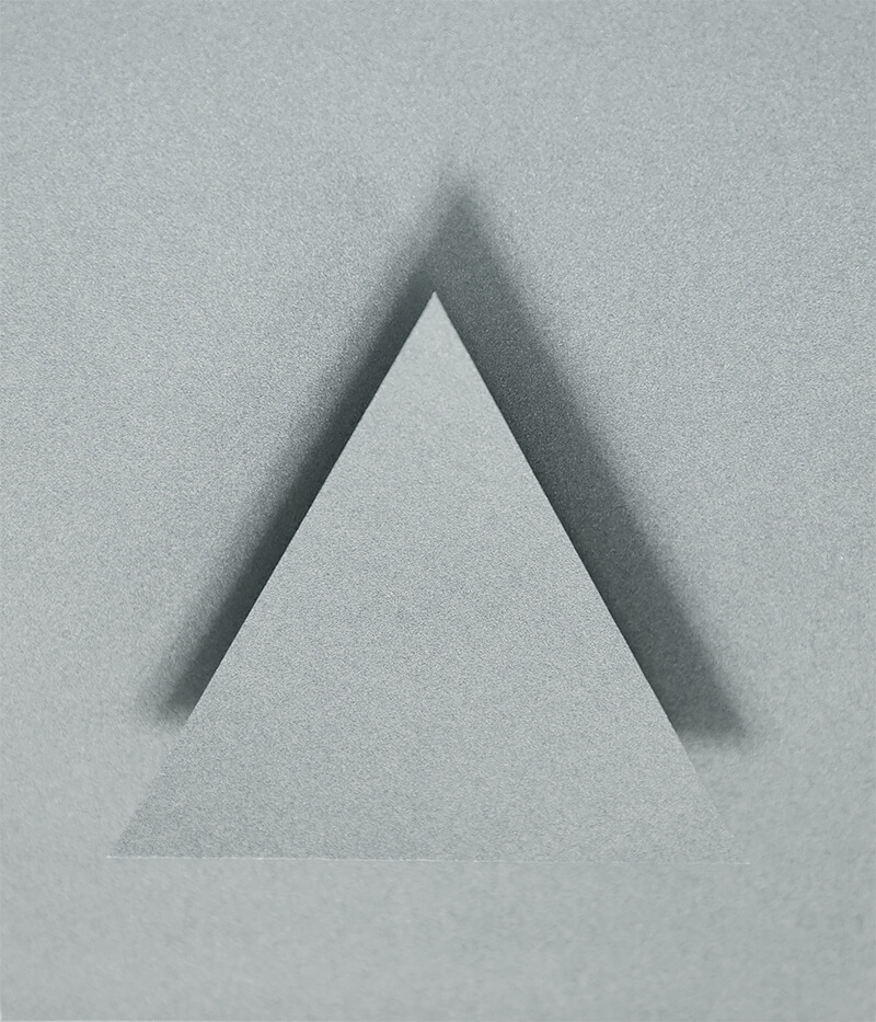 Nina Brauhauser: Triangles