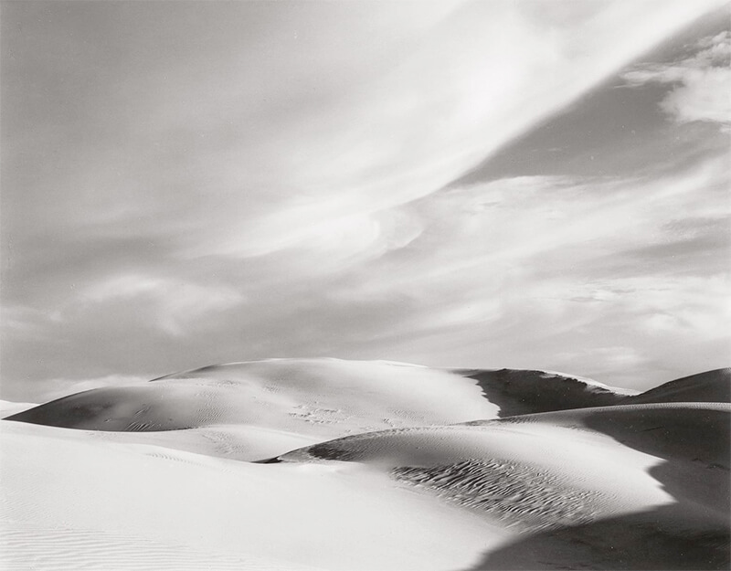 Planes of Light: Photographs and Spatial Borders