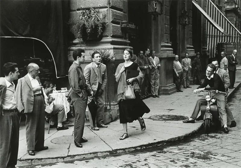Ruth Orkin: Women on the Move