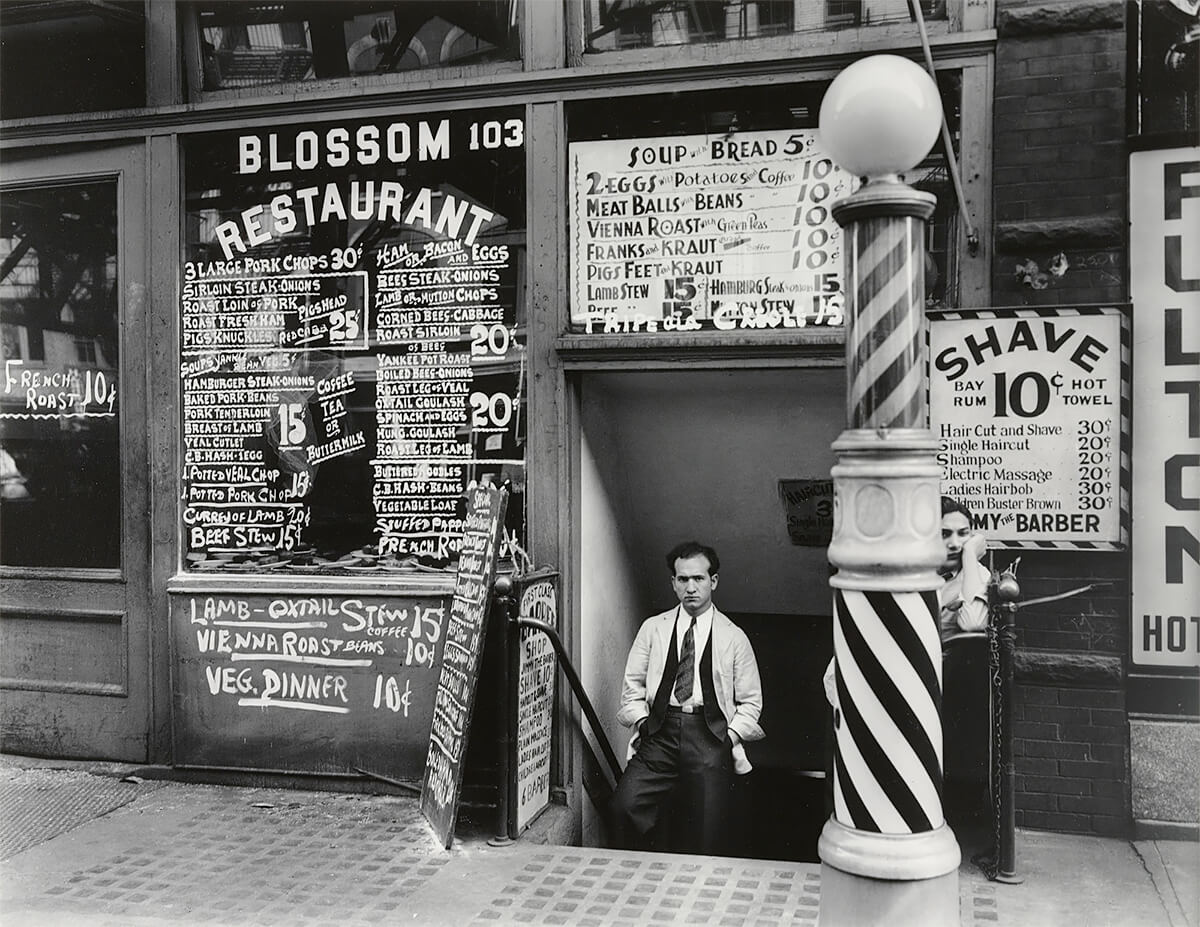 Blossom Restaurant, 103 Bowery, Manhattan 1935 ©New York Public Library<p>© Berenice Abbott</p>