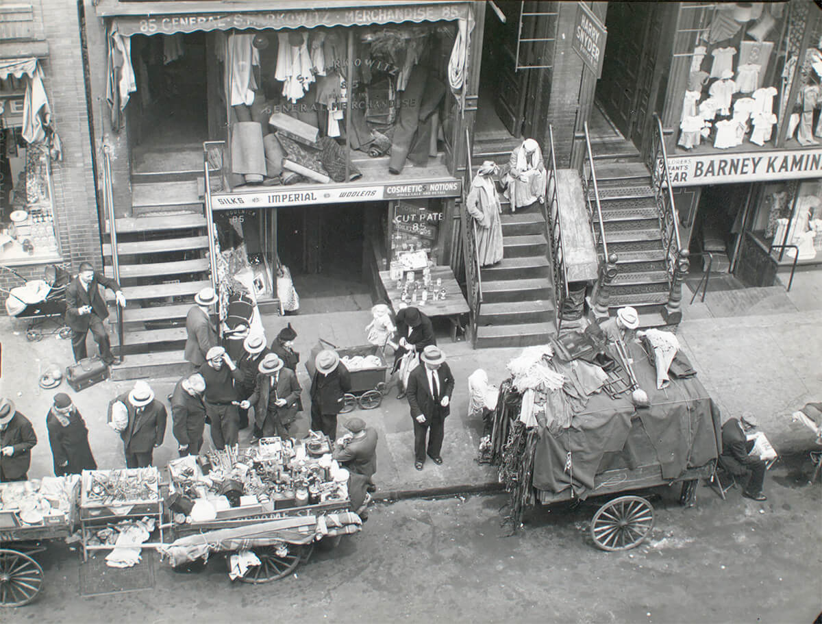 Hester Street, between Allen and Orchard Streets, Manhattan, photograph by Berenice Abbott, 1938. ©New York Public Library<p>© Berenice Abbott</p>