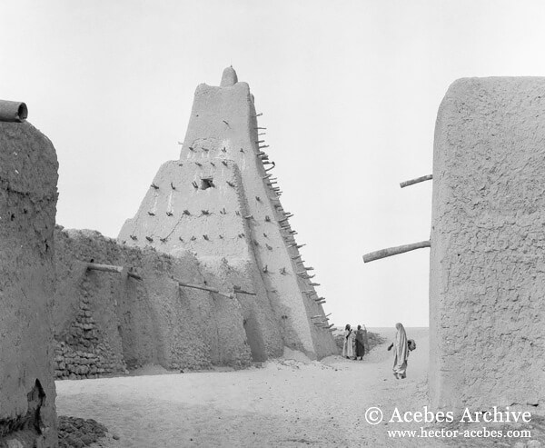 Sankoré mosque, Mali, 1949<p>© Hector Acebes</p>