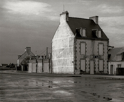 Cafe de l’ocean, Penmarch, France 1990<p>© Kristoffer Albrecht</p>