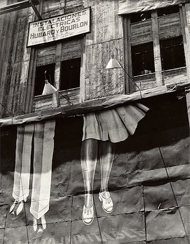 Two Pair of Legs, 1928-29<p>Courtesy Archivo Manuel ï¿½lvarez Bravo / © Manuel Álvarez Bravo</p>