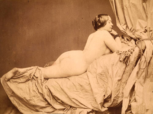 Reclining female nude - Photography, salt print, circa 1853<p>© Auguste Belloc</p>