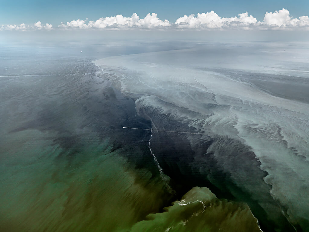 Oil Spill #13 Mississippi Delta, Gulf of Mexico, June 24, 2010<p>© Edward Burtynsky</p>