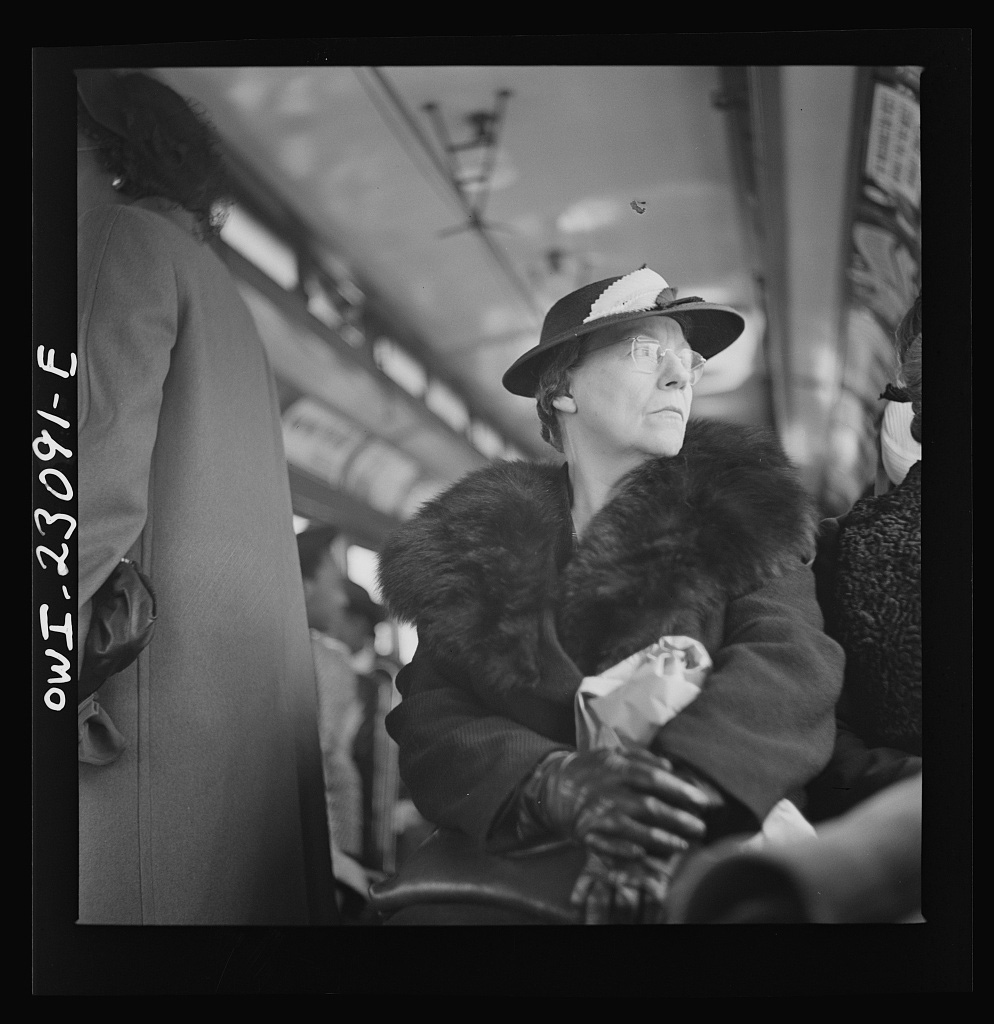 Washington, D.C. A streetcar passenger, April 1943 - Library of Congress<p>© Esther Bubley</p>