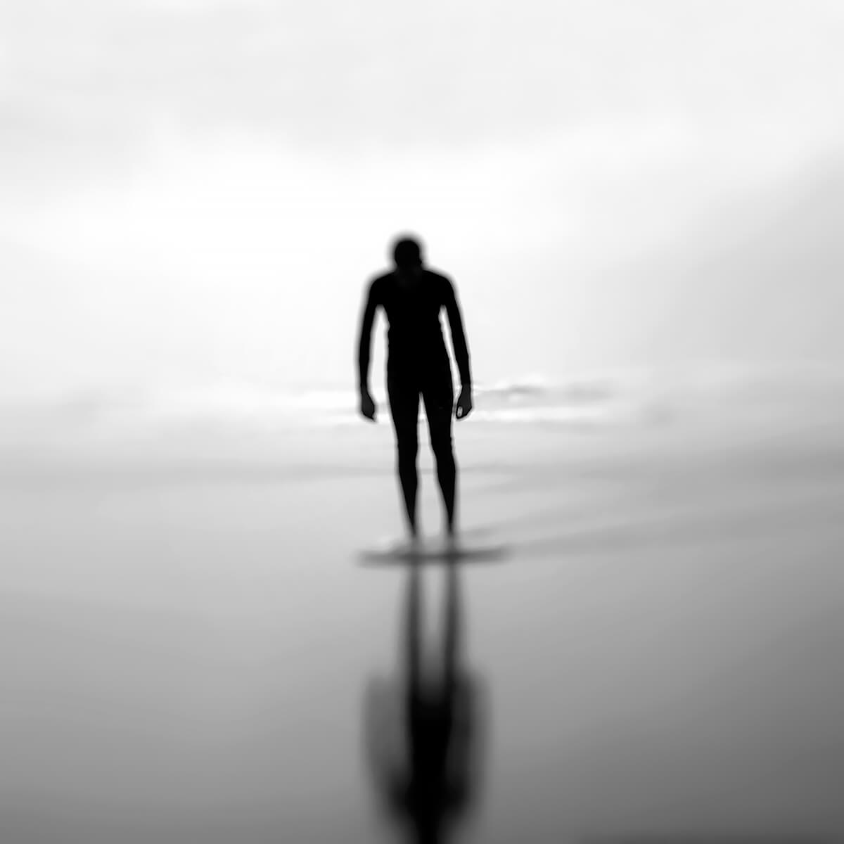 Lone Figure, Cannon Beach, Oregon, 2009<p>© Gloria Baker Feinstein</p>