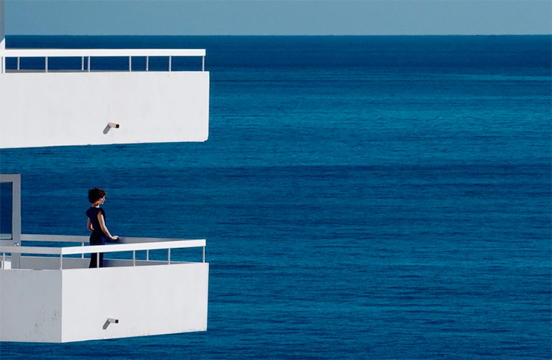 French Vogue, June-July 1978 (Balcony at the Fontainebleau), 1978<p>Courtesy Louise Alexander Gallery / © Guy Bourdin</p>