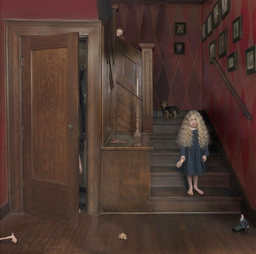 <p>© Julie Blackmon</p>