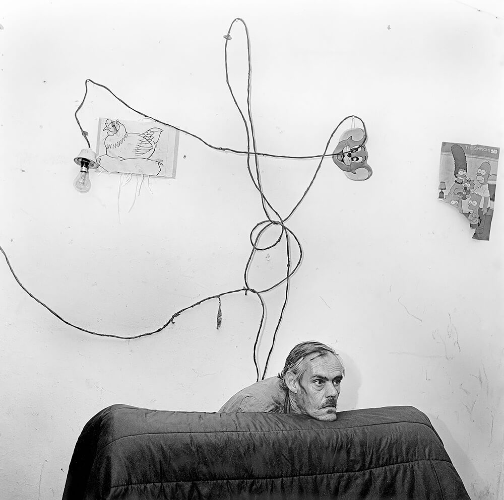 Head Below Wires, 1999<p>© Roger Ballen</p>