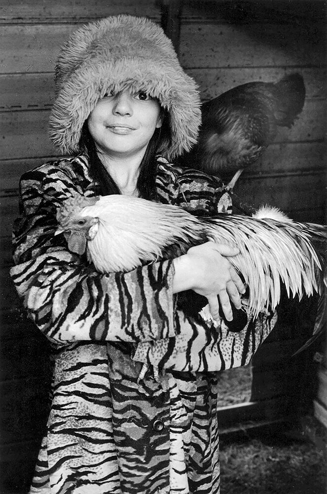 Katylynn And Pet Rooster<p>© Beverly  Conley</p>