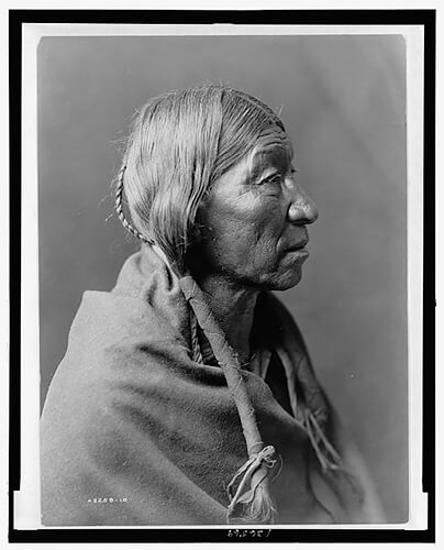 Cheyenne profile 1910 ©Library of Congress, Prints & Photographs Division, Edward S. Curtis Collection<p>© Edward S. Curtis</p>