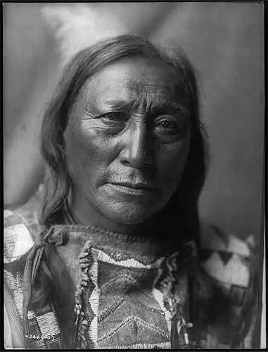 Hollow Horn Bear-Brulé 1907 ©Library of Congress, Prints & Photographs Division, Edward S. Curtis Collection<p>© Edward S. Curtis</p>