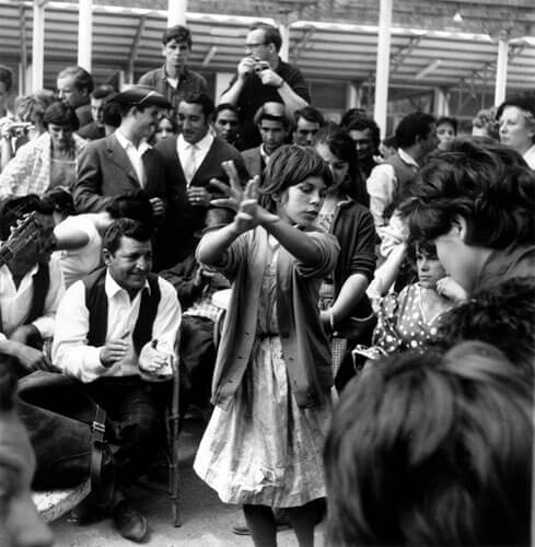 Jeune danseuse gitane 1961<p>Courtesy Trunk Archives / © Lucien Clergue</p>