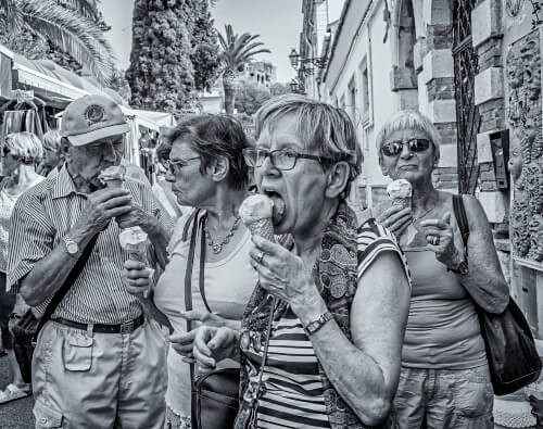 Thelce cream eaters<p>© Mark Coggins</p>