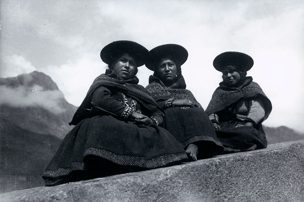 Mestiças de Ollantaytambi, Cuzco, Peru, 1934 @ Acervo Instituto Moreira Salles<p>© Martín Chambi</p>