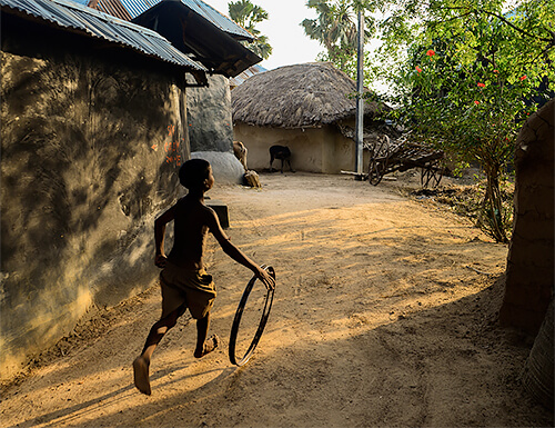 Off the ground<p>© Robi Chakraborty</p>