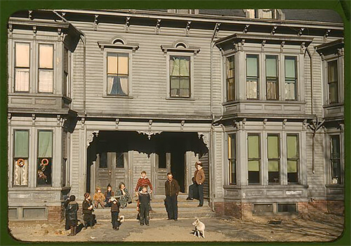 Children in the tenement district, Brockton, Mass. 1940 ©Library of Congress<p>© Jack Delano</p>