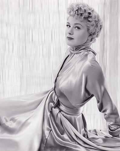 Shelley Winters c. 1950 portrait ©  John Engstead<p>© John Engstead</p>