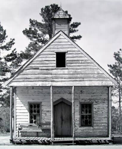 Country Church near Beaufort, S.C., 1935<p>© Walker Evans</p>